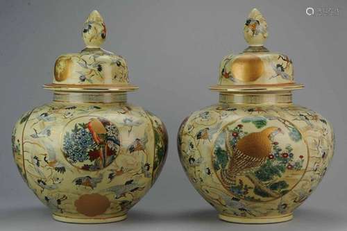 Gradiose Satsuma Set with 1000 birds  Japan – 20th century T...