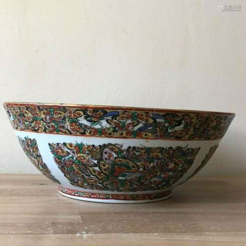 Lovely Antique Chinese Thousand Butterflies Large Bowl