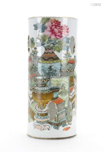 Chinese Famille Rose Porcelain Hat Vase