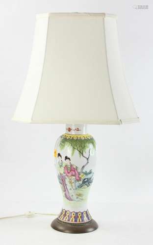 Chinese Republic Period Hand Decorated Lamp