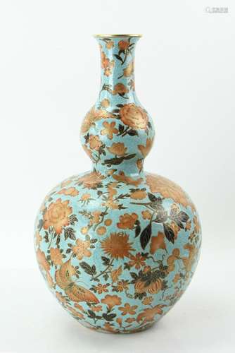 Famille Rose Double Gourd Vase