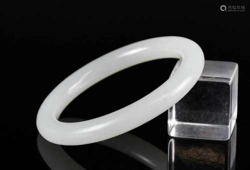 A White Jade Bracelet Qing