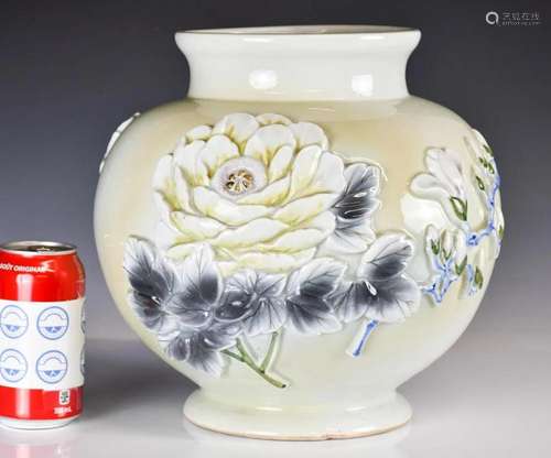 A Chinese Floral Jar 19thC