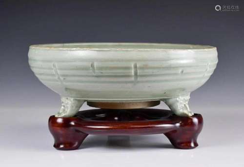 A Longquan Celadon Tripod Censer W/Stand Yuan