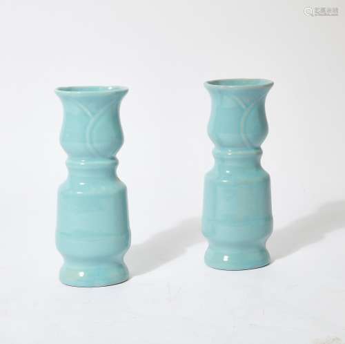 A pair of Chinese porcelain vases