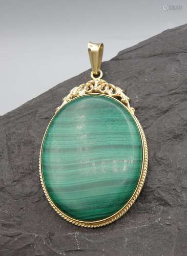 MALACHITE PENDANT