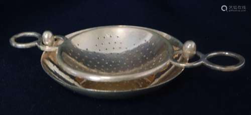 SILVER TEA STRAINER WITH DRIP TRAY