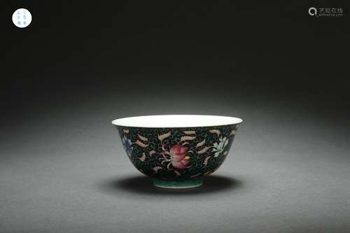 Famille Rose Bowl with Interlaced Floral Design, Yongzheng R...