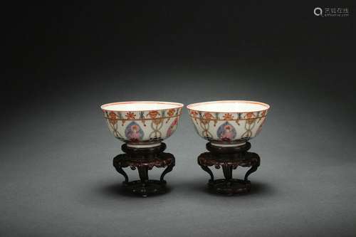 Pair Famille Rose Bowls