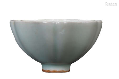 Long Quan Kiln Lotus Cup