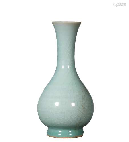 Long Quan Kiln Jade Bottle