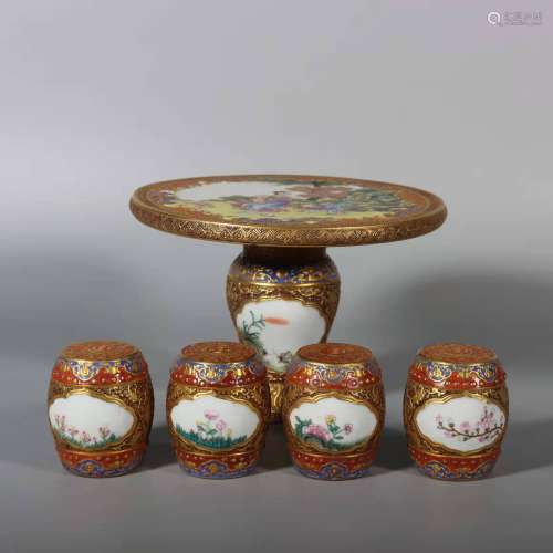 A Set of Enamel Tea Table with Gold Carving Florals and Char...