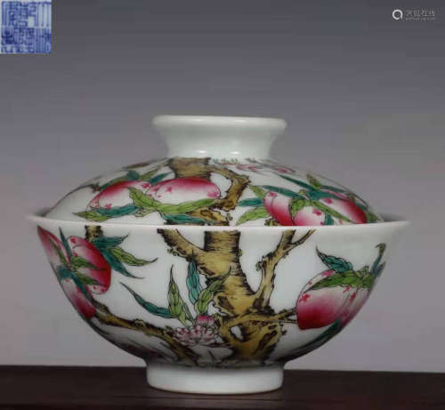 Famille Cover Bowl in the Qing Qianlong Dynasty