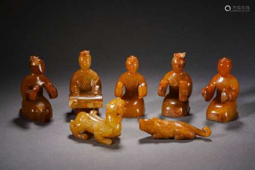 A Set of Jade People