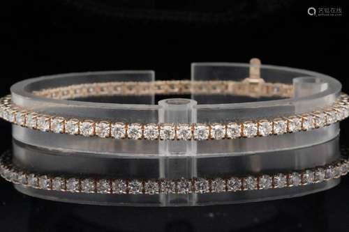 5.85ctw VS2-SI1/G-H Diamond and 18K 7.25" Bracelet