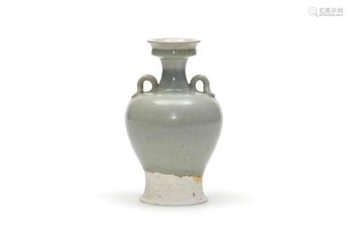 A Celadon Glazed Double Loops Vase