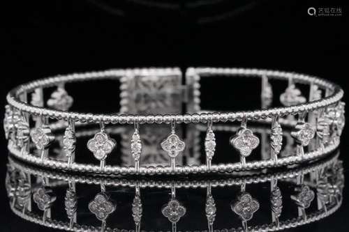 1.25ctw Diamond and 18K White Gold Bangle Bracelet