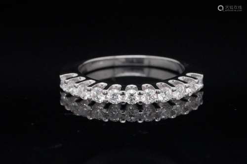 14K White Gold and 0.75ctw SI1-SI2/G-H Diamond Ring