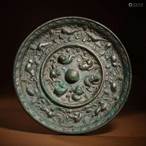 Tang Dynasty sea beast grape mirror