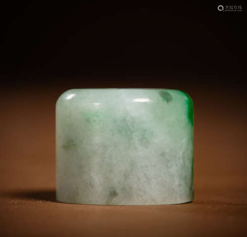 Qing Dynasty jade ring