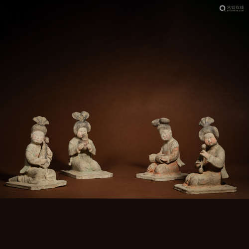 Tang Dynasty ceramic figures
