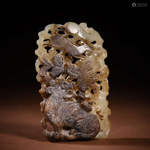 Yuan Dynasty Qiushan jade pendant