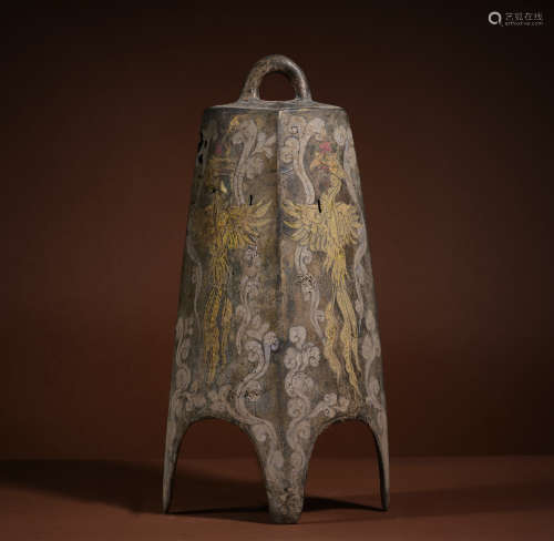 Painted bronze bell in song Dynasty