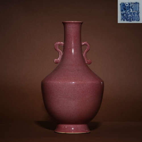 Red glazed vase from the Qing Dynasty
