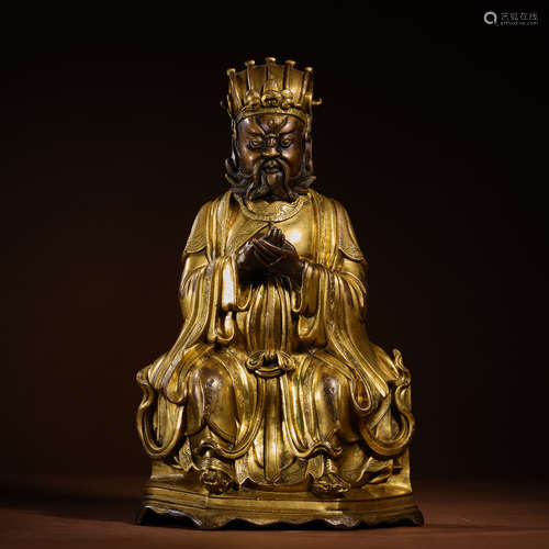 Gilding Buddha statue in qing Dynasty