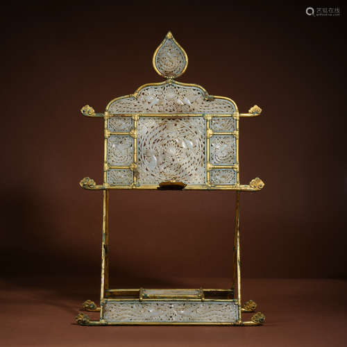 Hetian jade gilt frame of qing Dynasty