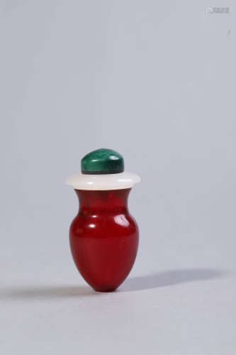 Red Glass Gourd-Shape Snuff Bottle