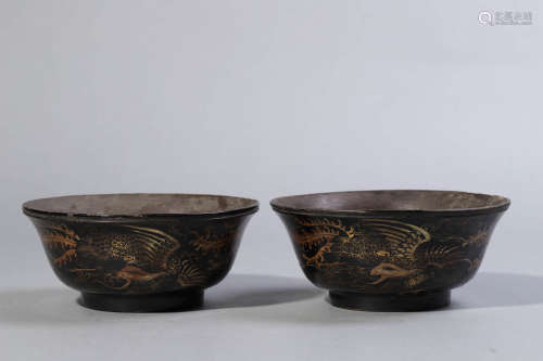 Pair of Gilt-Decorated Lacquerware Phoenix Bowls
