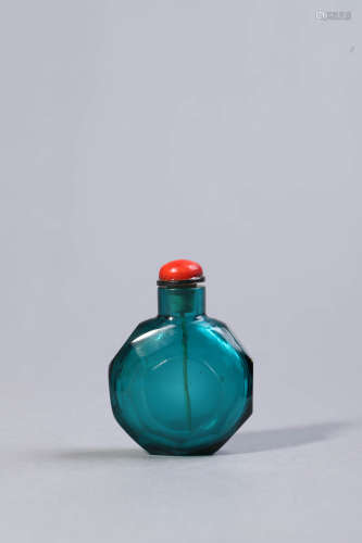 Green Glass Faceted Snuff Bottle