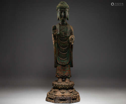 Bronze Buddha statues of Tang Dynasty in China