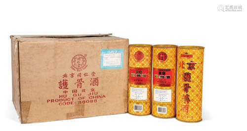 2003年产北京同仁堂出口美国「皇牌护骨酒」（大瓶装）  12瓶（原箱）