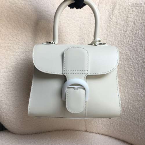 delvaux mini 纯白 送皮绑带（绑带原价4000）