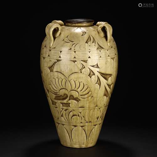 Yaozhou kiln carved pot