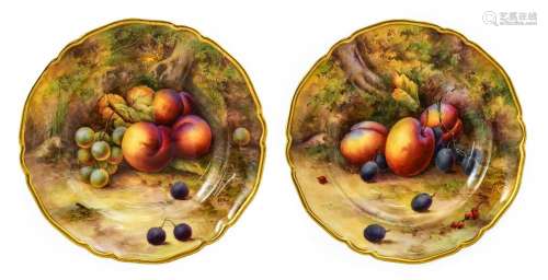 A Pair of Royal Worcester Porcelain Circular Dishes, by Hora...