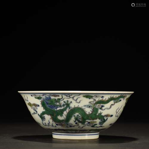 Ducai Dragon Bowl in Qing Dynasty