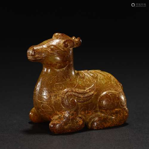 Ancient topaz deer ornaments