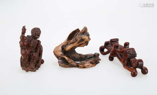 (3) THREE PIECES CHINESE WOOD CARVINGS ON STAND.M024.