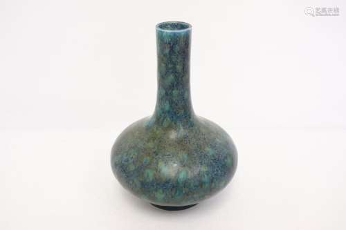 Fine Chinese blue glazed porcelain vase