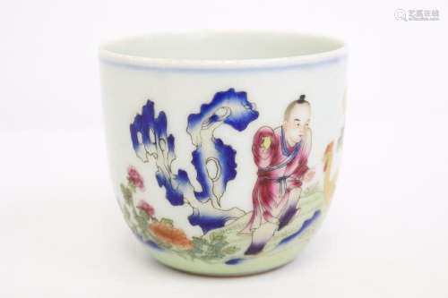 A beautiful Chinese famille rose tea cup