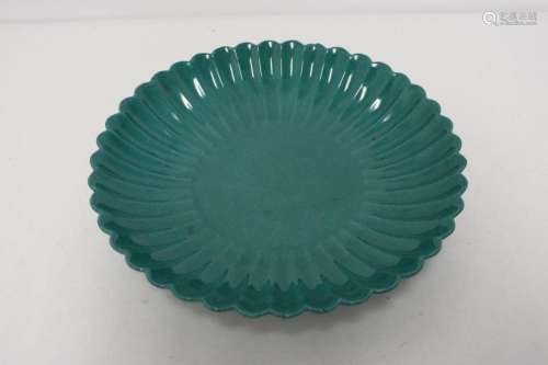Chinese bright green glazed porcelain plate