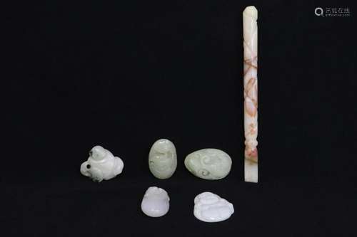 5 jade/ jadeite carved ornaments & an agate spatula