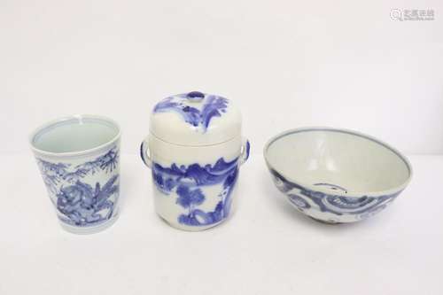 3 blue and white porcelain pieces