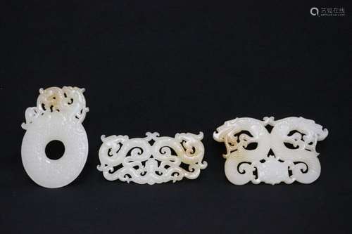 3 Chinese white Peking glass ornaments