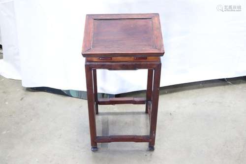 Chinese small vintage rosewood pedestal stand