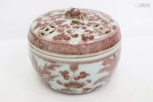 Chinese red and white porcelain covered box