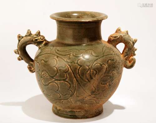 CHINESE GREEN-GLAZE CARVED CELADON JAR WITH TWO DRAGON